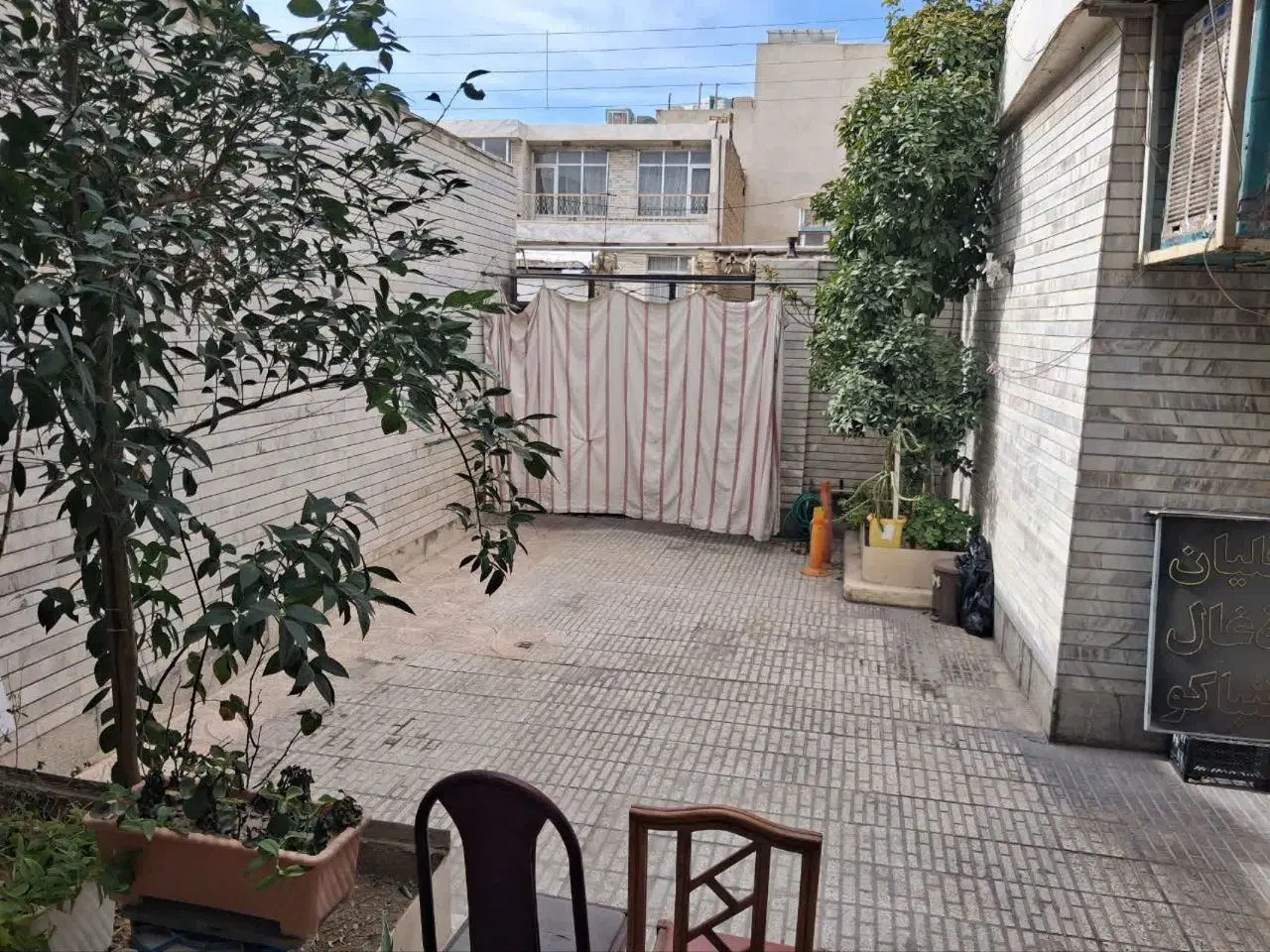 کلنگی ۲۰۰ متر