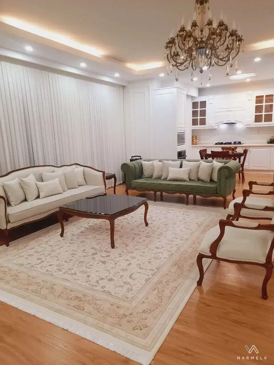 135متر _3خوابه_ مستطیل طلایی