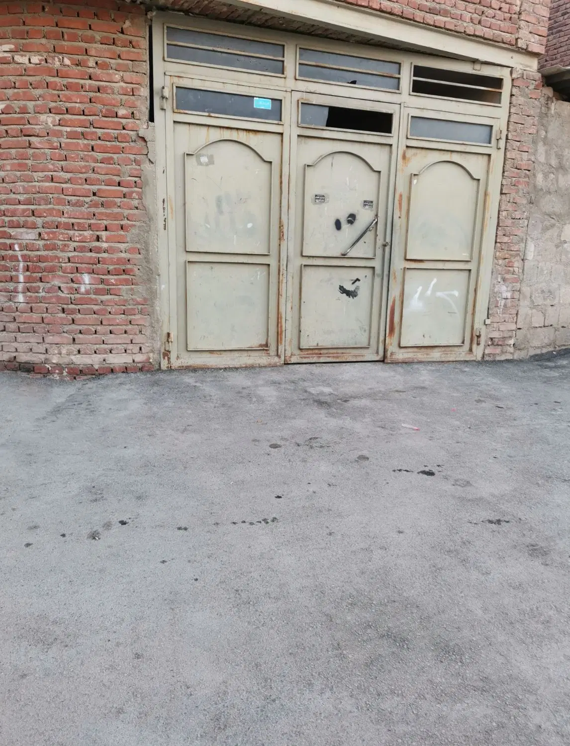 پارکینگ 60متری پشت تپ اجاره داده میشود