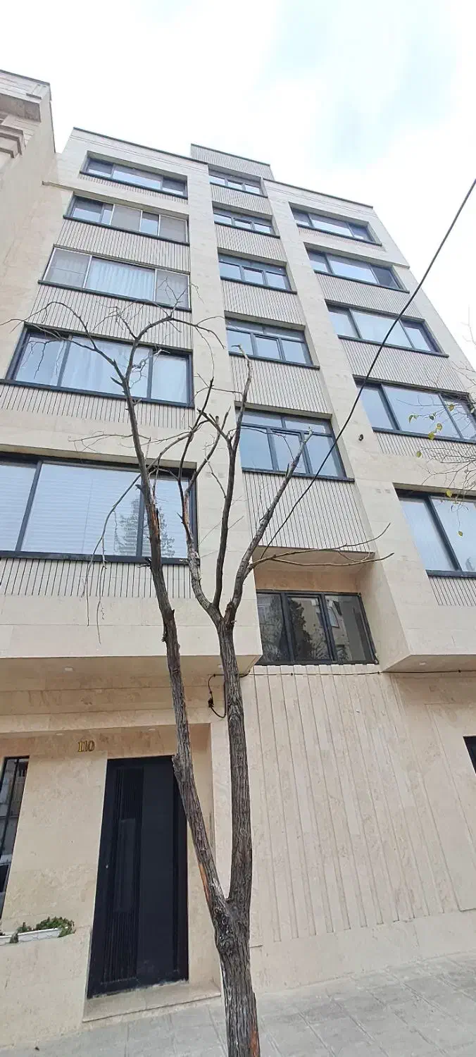 ۷۲ متر ۲ خواب نوساز لوکس ویو پارک فقط زوج