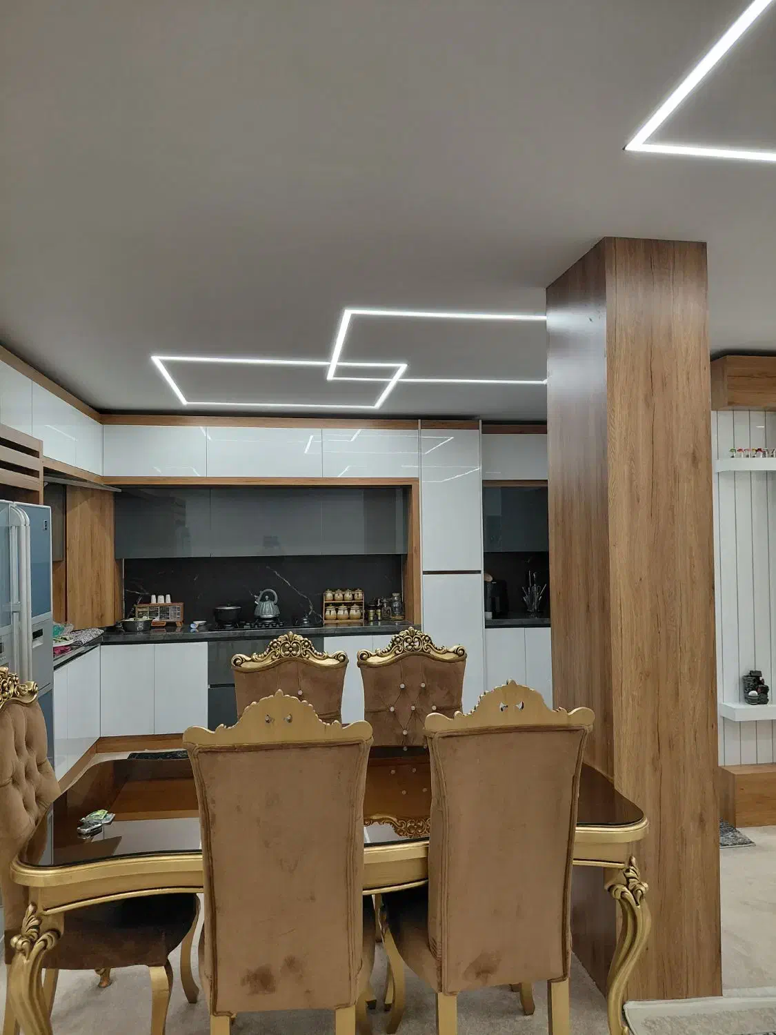 فروش واحد سه خواب گویم املاک عدالت