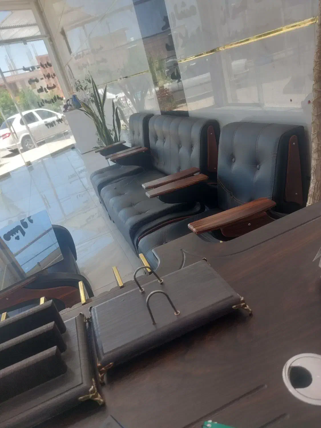 فروش طبقه بالا شهرک جهاد