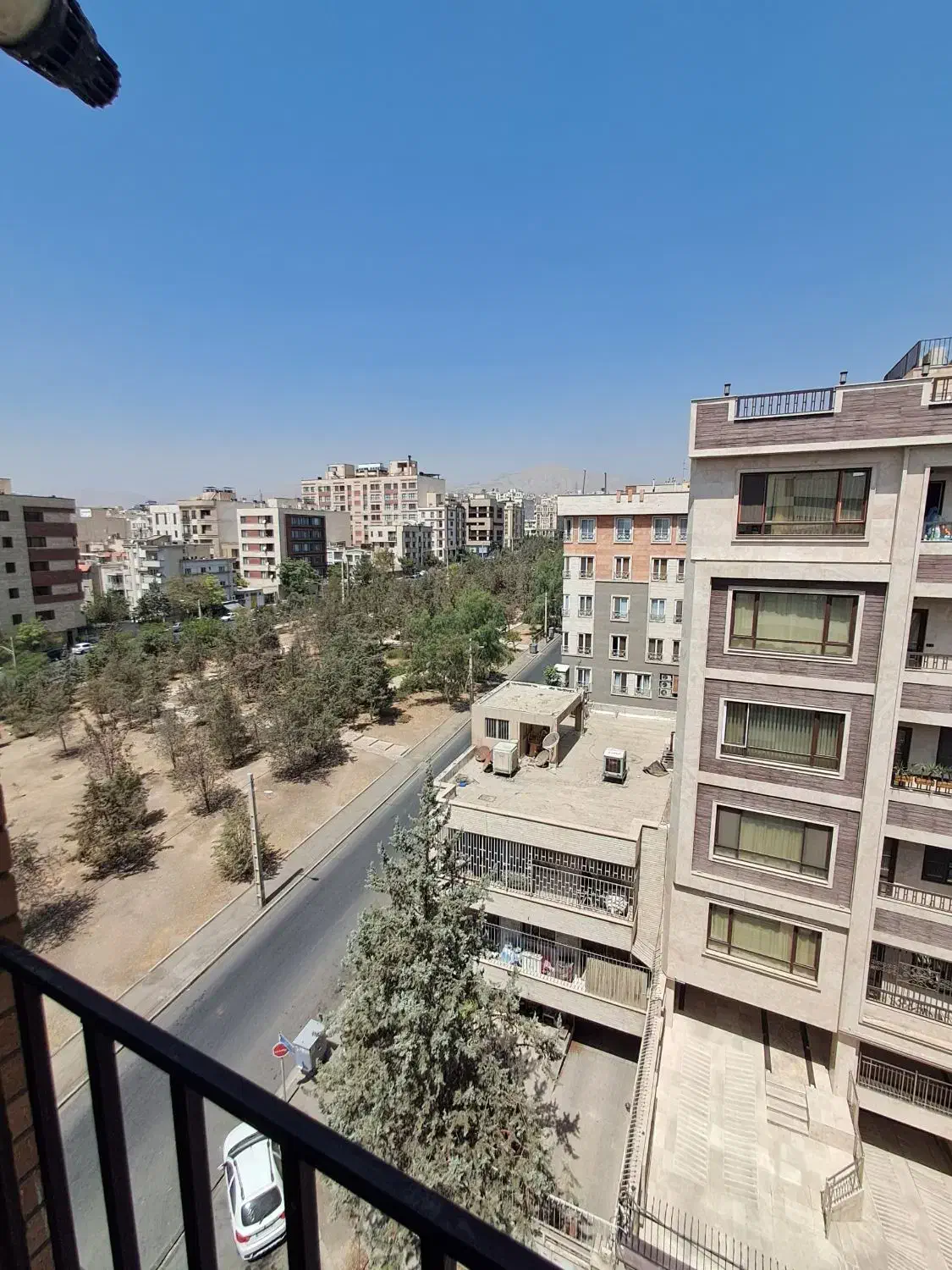 ۸۲ متر نوساز ط۵ ویو خوب  مرزداران