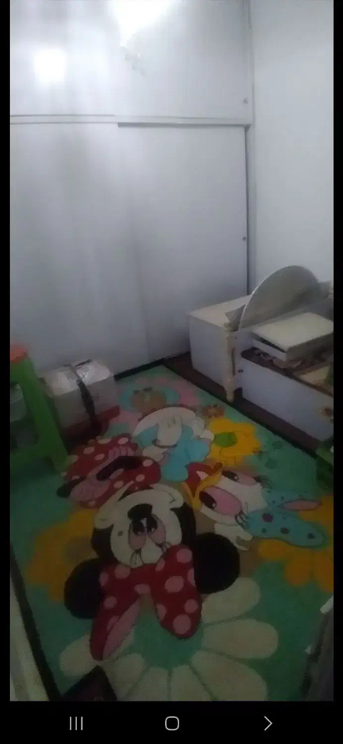به همه جا دسترسی دارد
