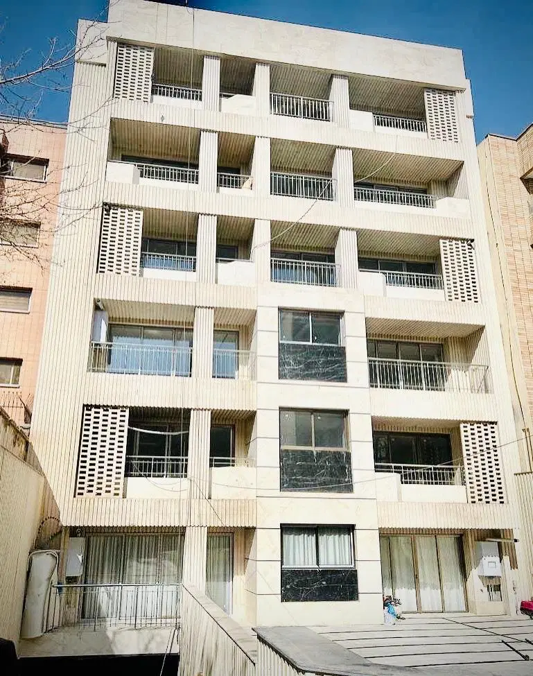 فروش زمین و مغازه تجاری خ کاوه