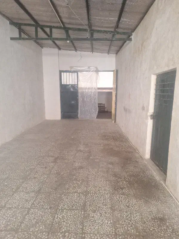 انبار۲۰۰متری