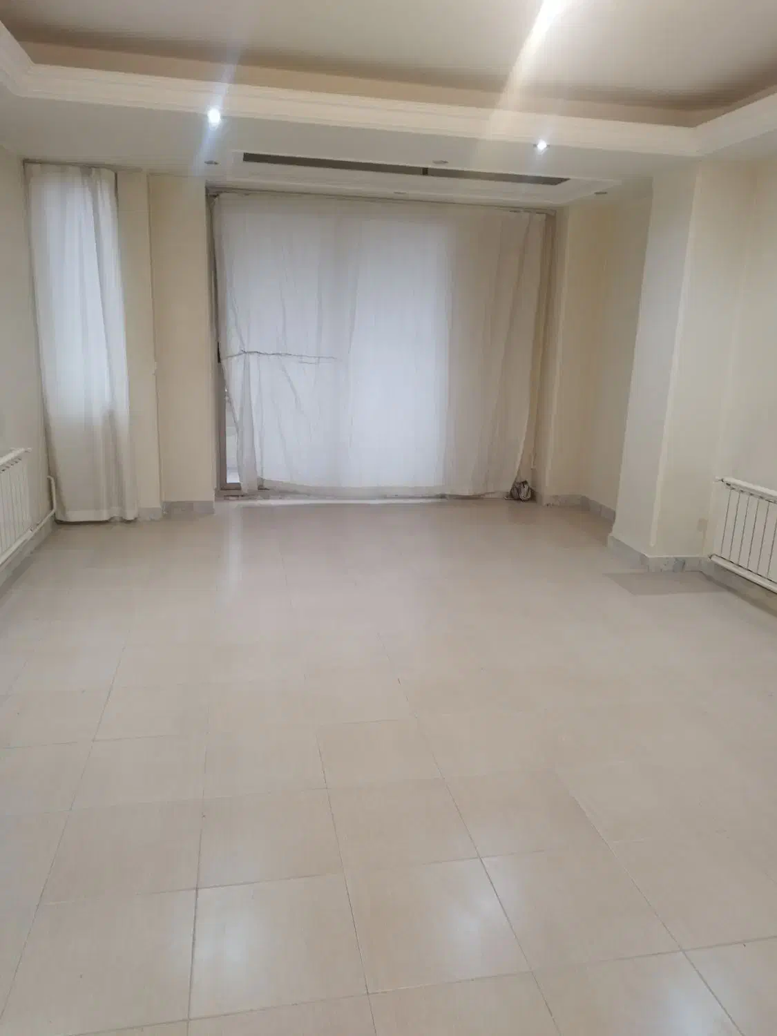 رهن و اجاره دفتری 120 متر در ولیعصر جنوبی