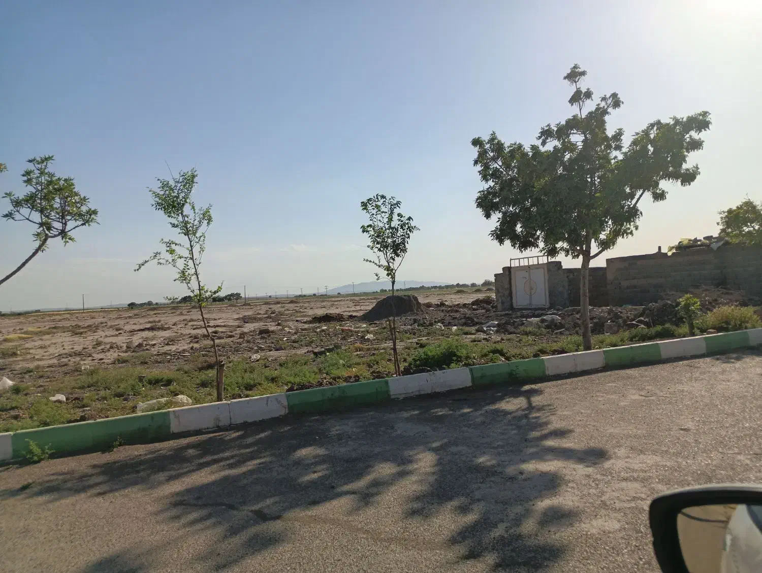 زمین قطعه بندی شده و خیابان کشی شده