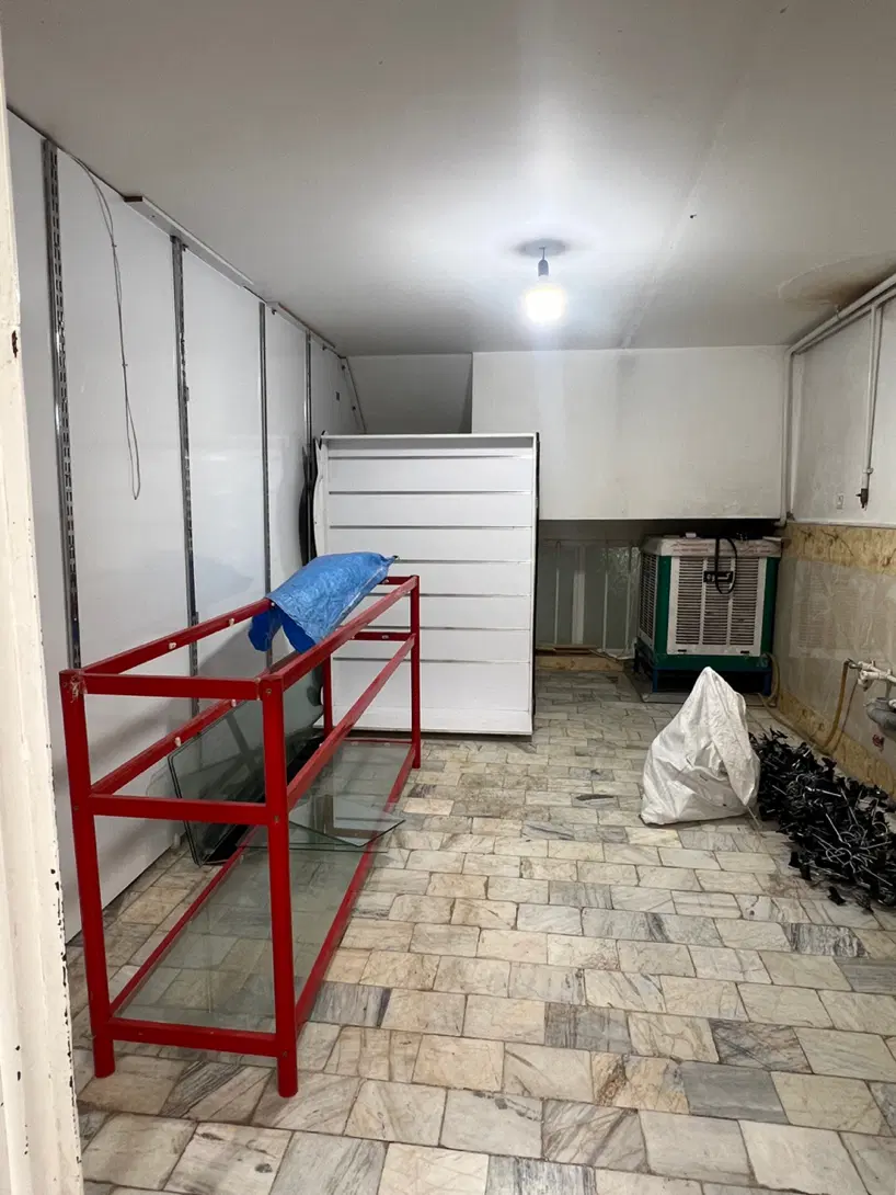 پارکینگ بحر خیابان اصلی