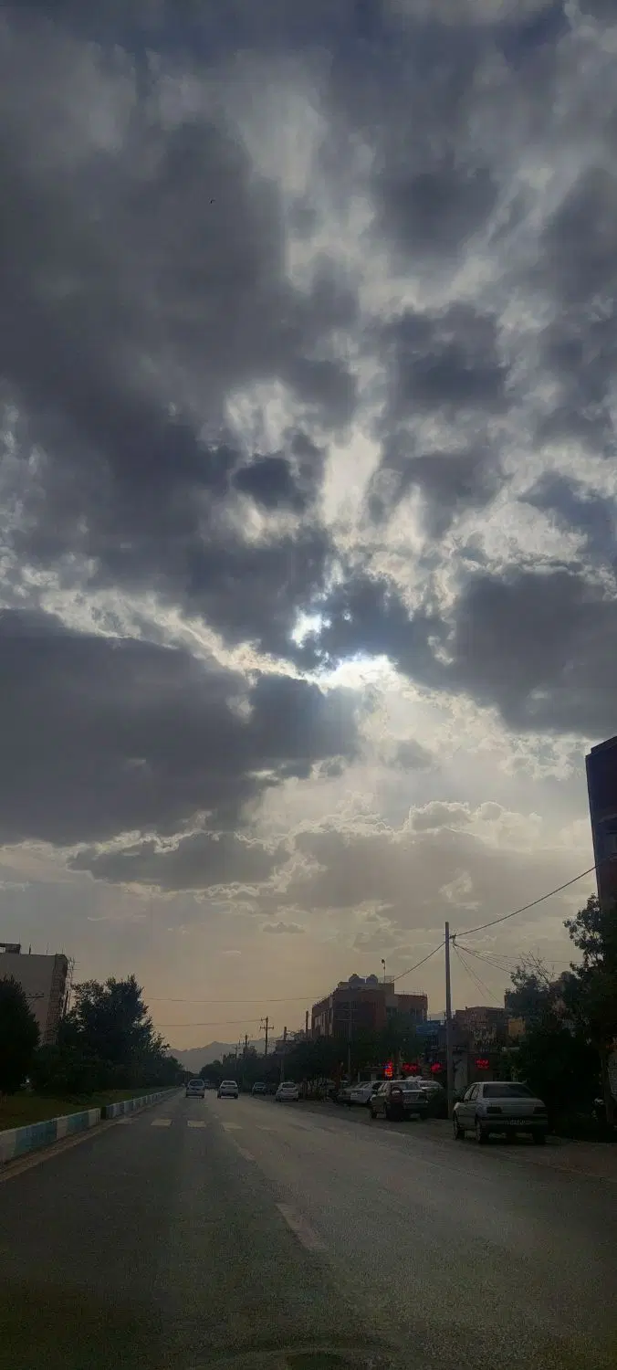 زمین باغی همراه با آب و برق و آب شیرین