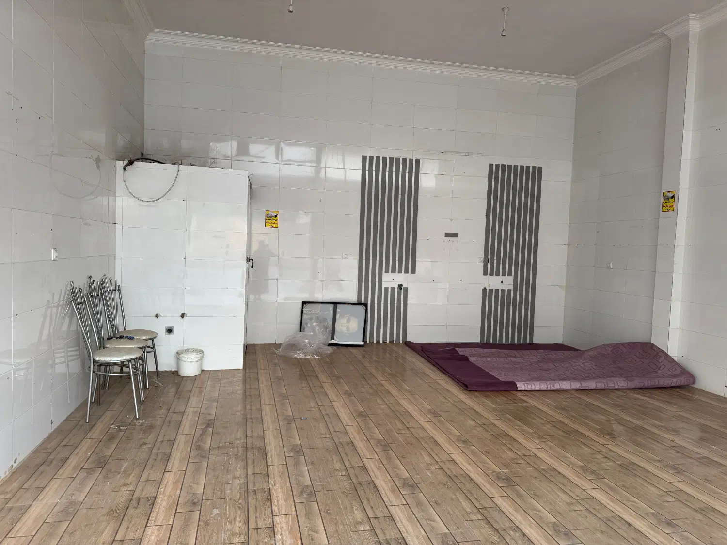 ۲ مغازه تجاری رهن کامل خیابان طلوع