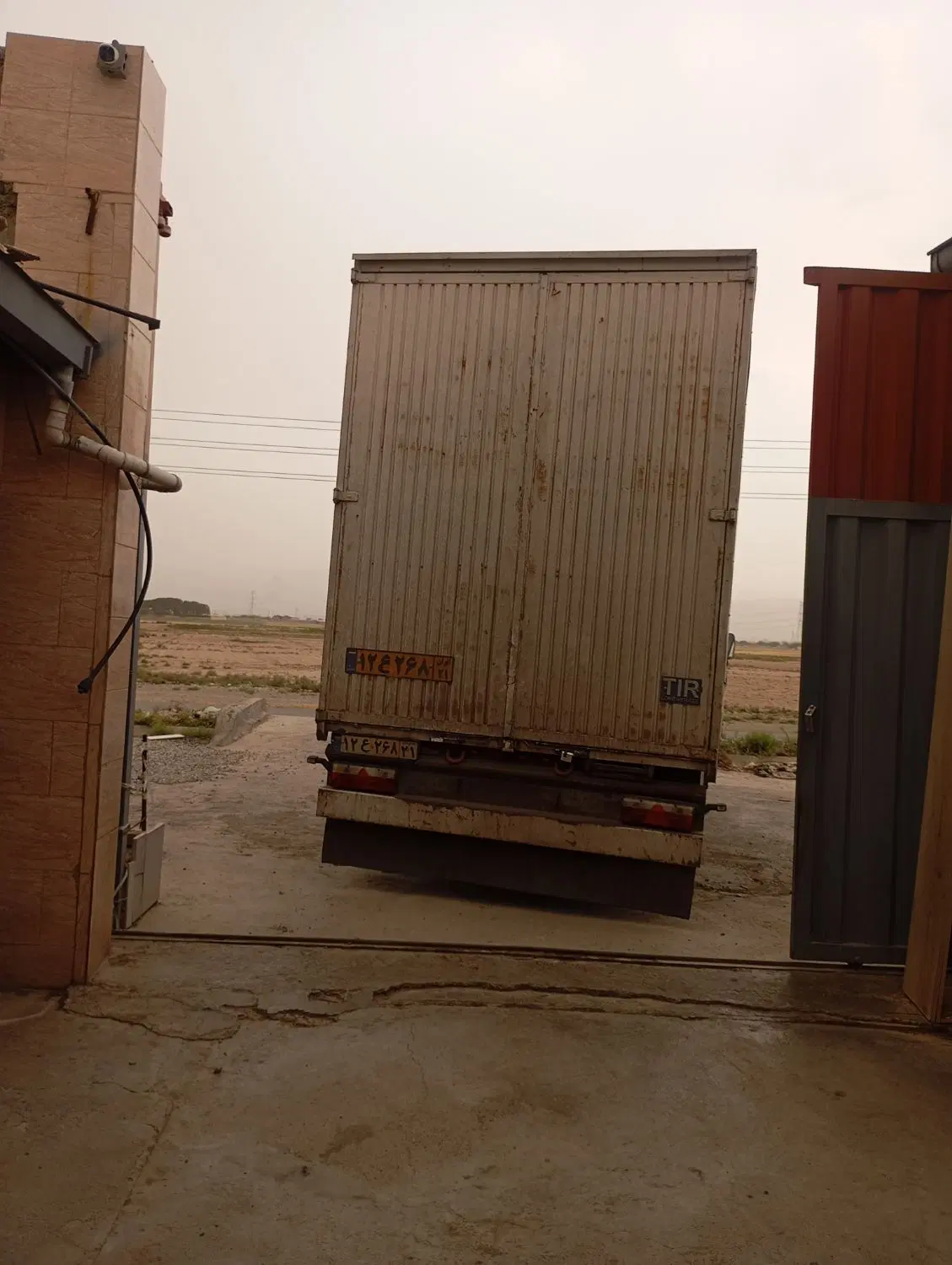 زمین ویلایی
