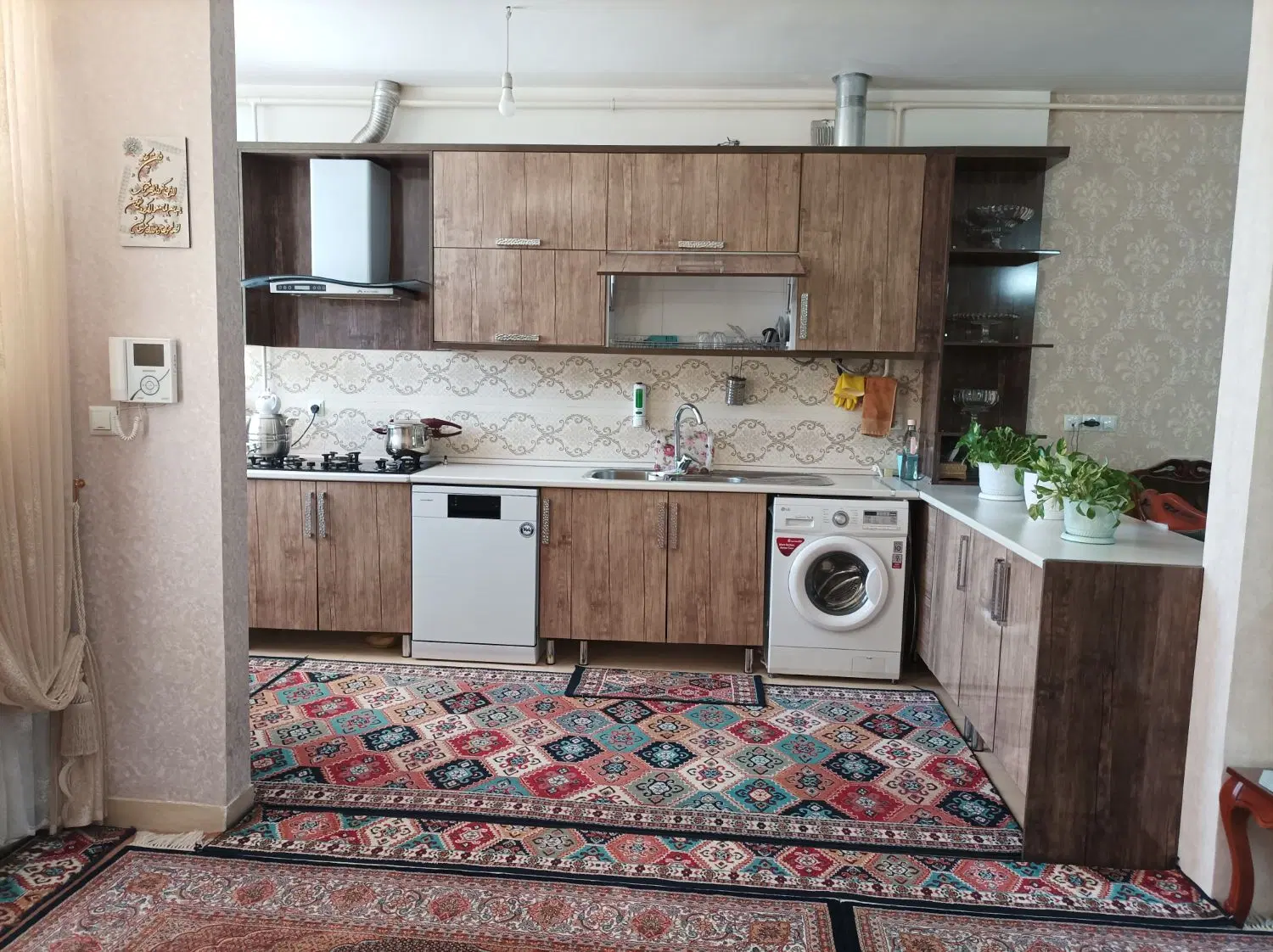 ویلایی خیابان هفده شهریور
