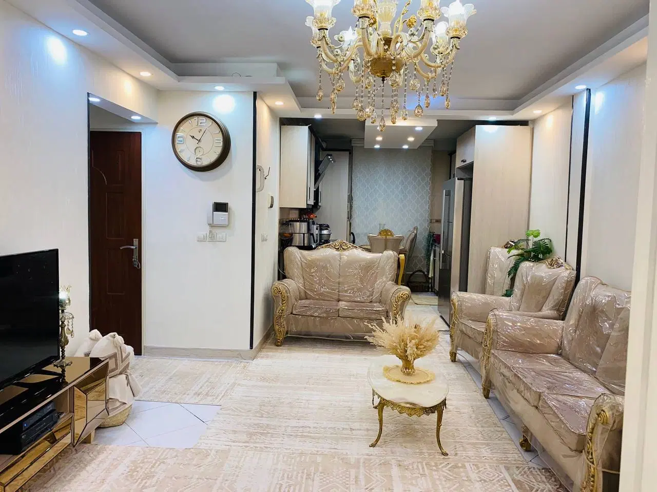 آپارتمان پیروزی خ.داورزنی