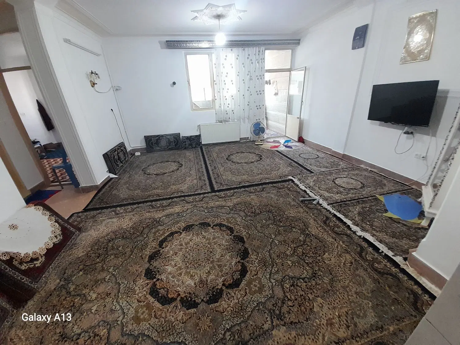 یک واحد آپارتمان مسکونی