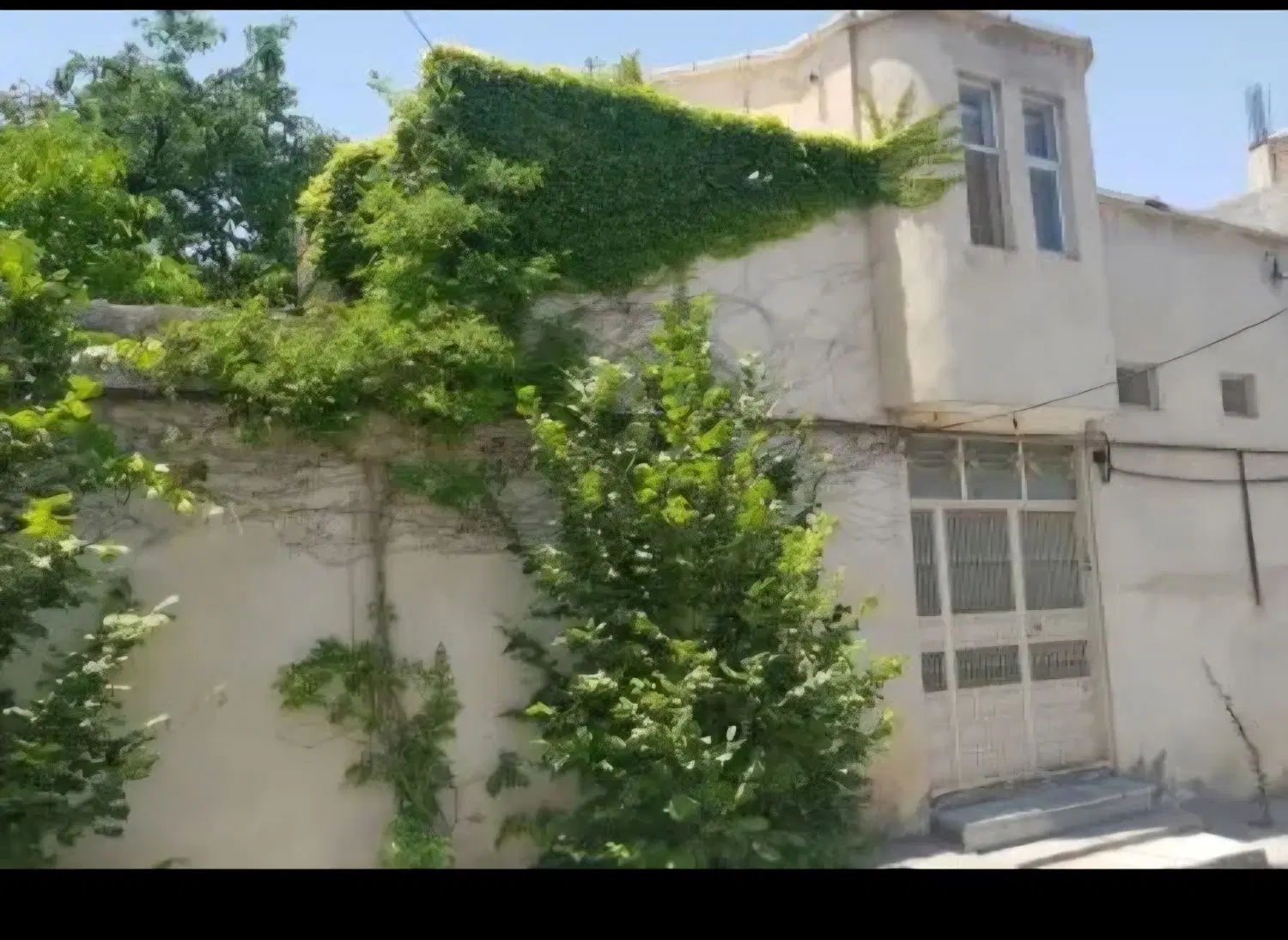 ۷۰۰ متر زمین قلب عظیمیه