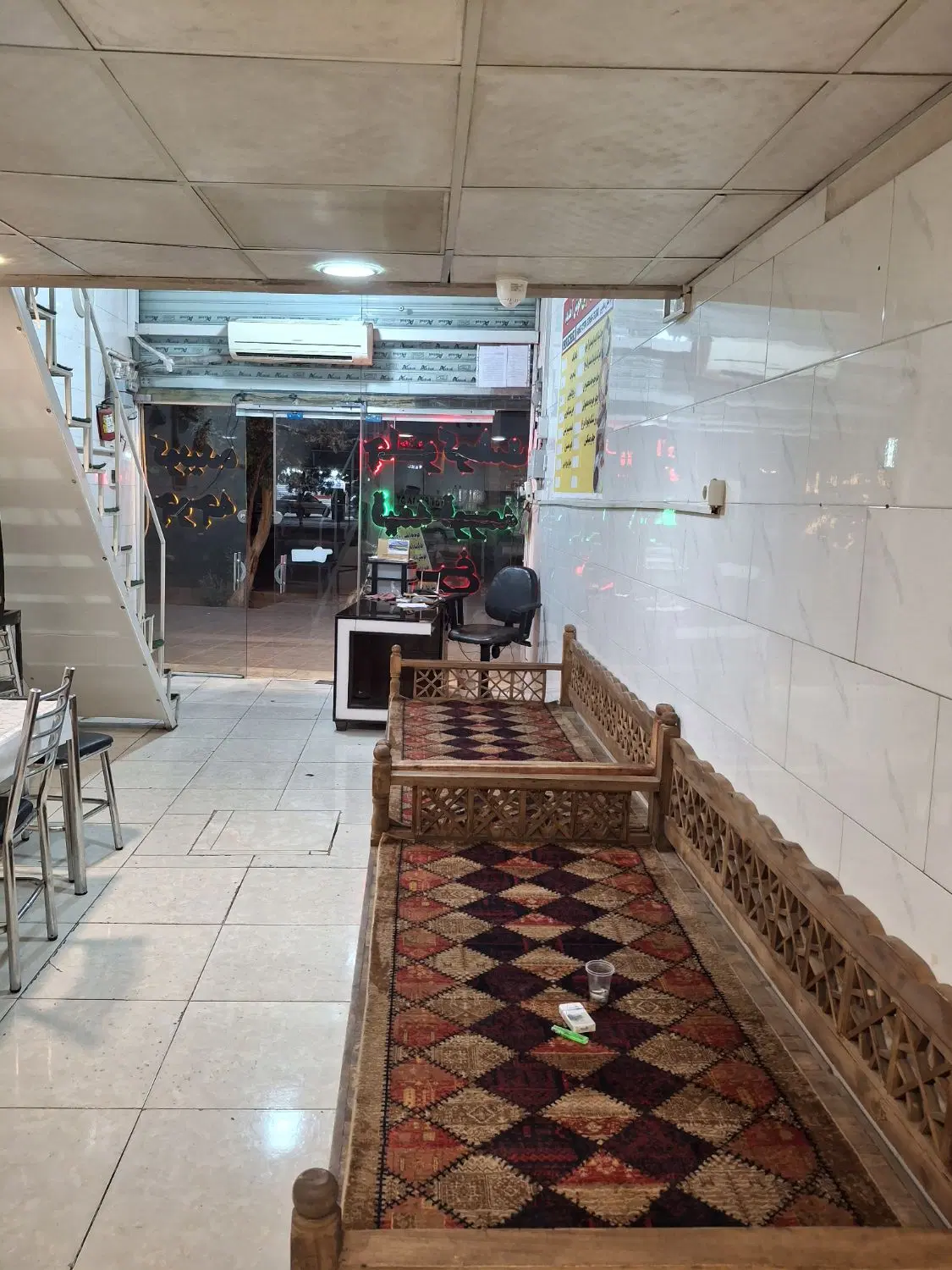اجاره مغازه بغل نونوایی بربری بهر 45متری کشاورز
