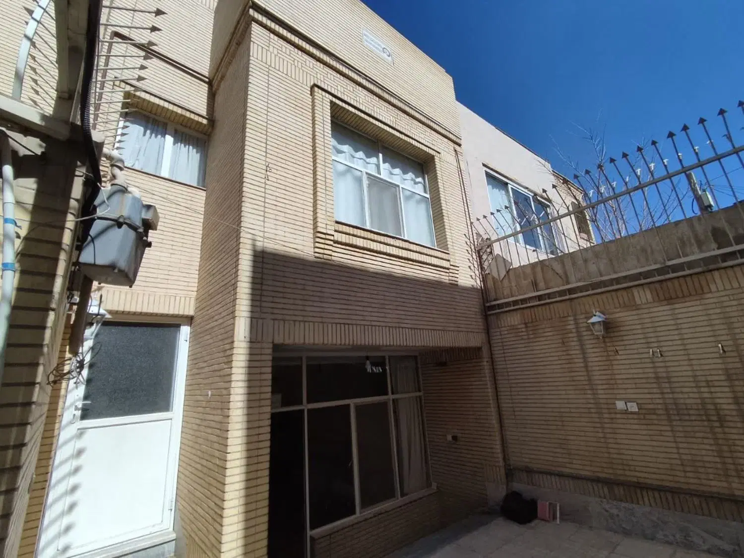 خانه ویلایی دوطبقه