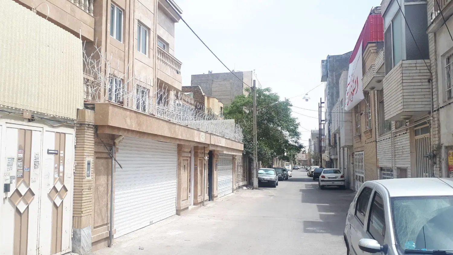 آپارتمان ویلایی نزدیک به حرم (کاشانی عبادی مطهری)