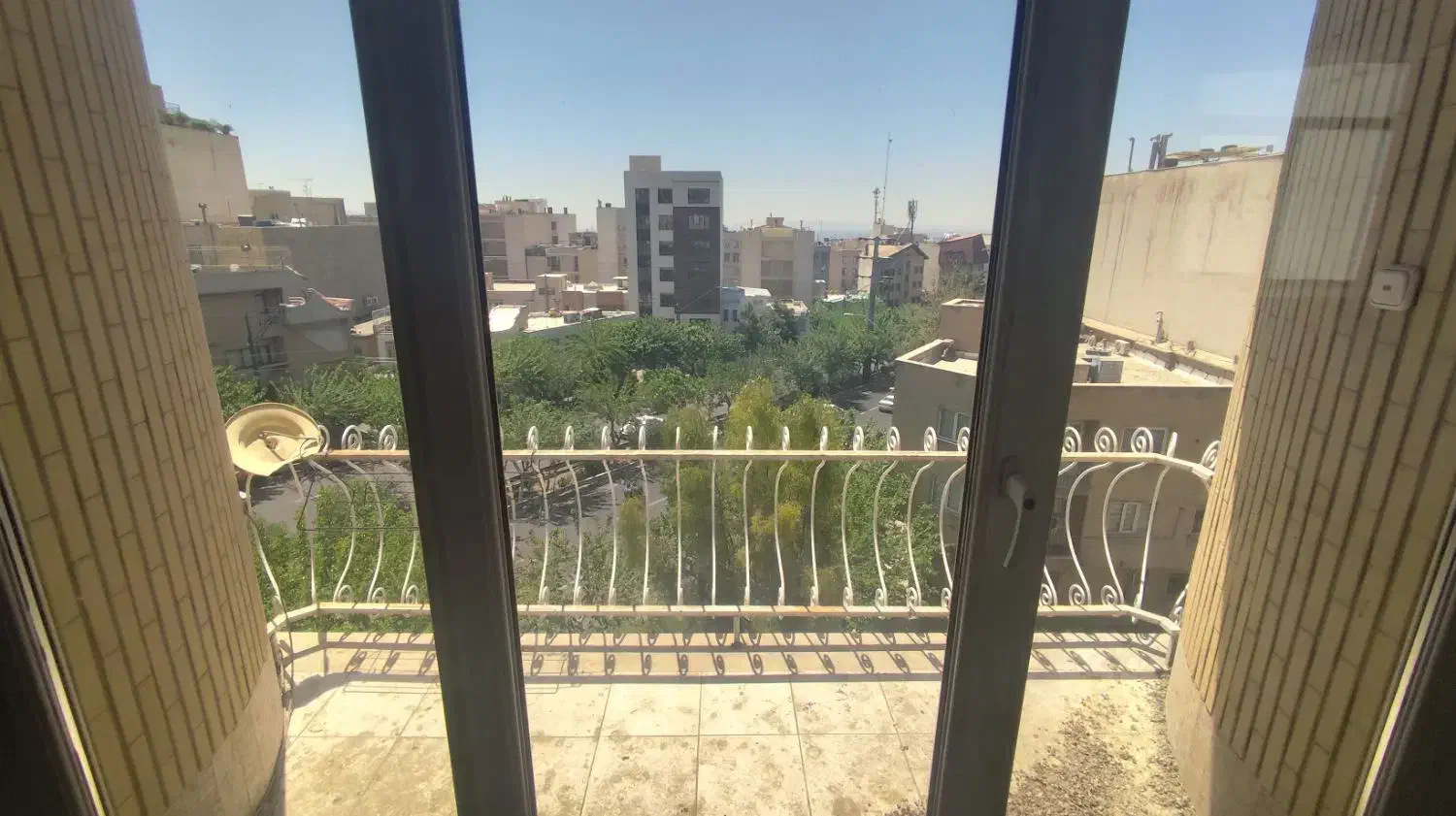 80متر دنج