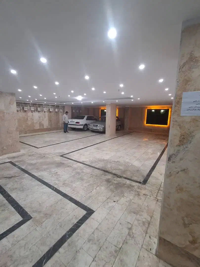 آپارتمان نوساز سند تک برگ