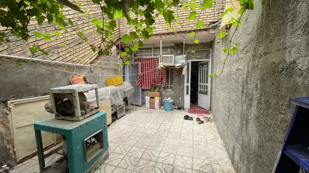 آپارتمان همکف راه جدا پارکینگ اختصاصی