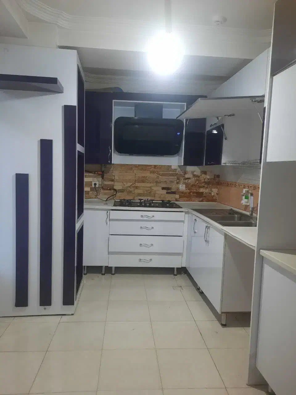 اجاره آپارتمان بر خیابان آخونی