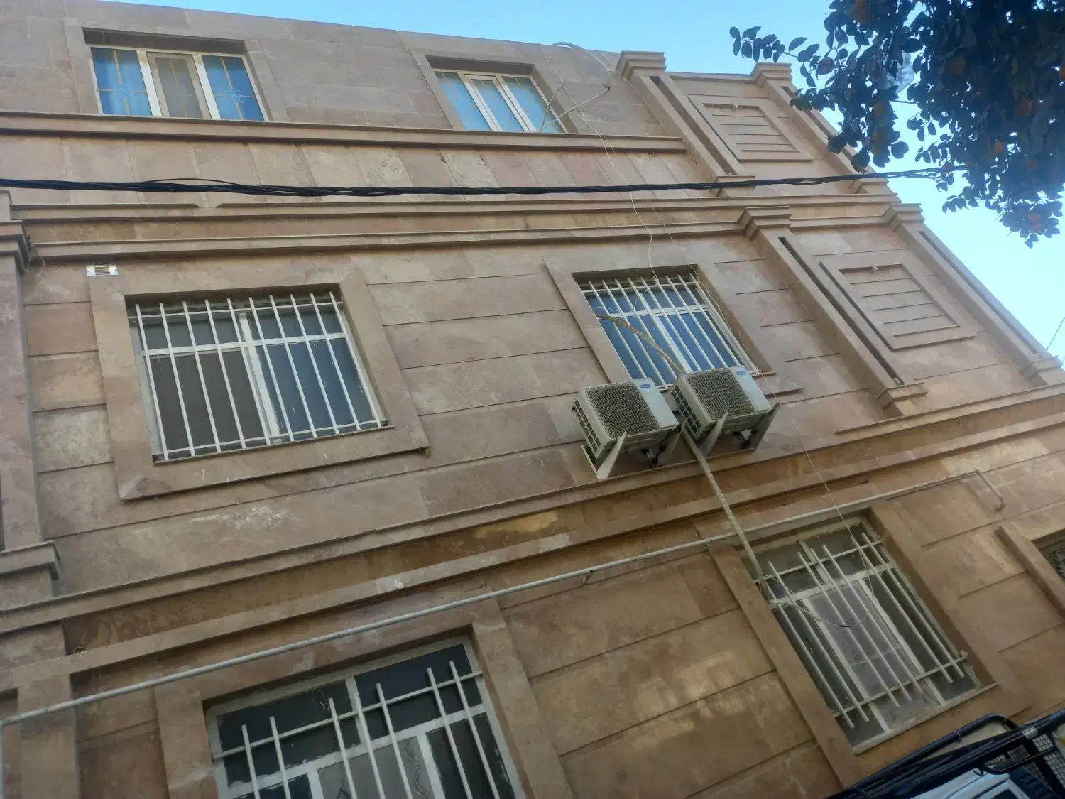 آپارتمان در ملارد