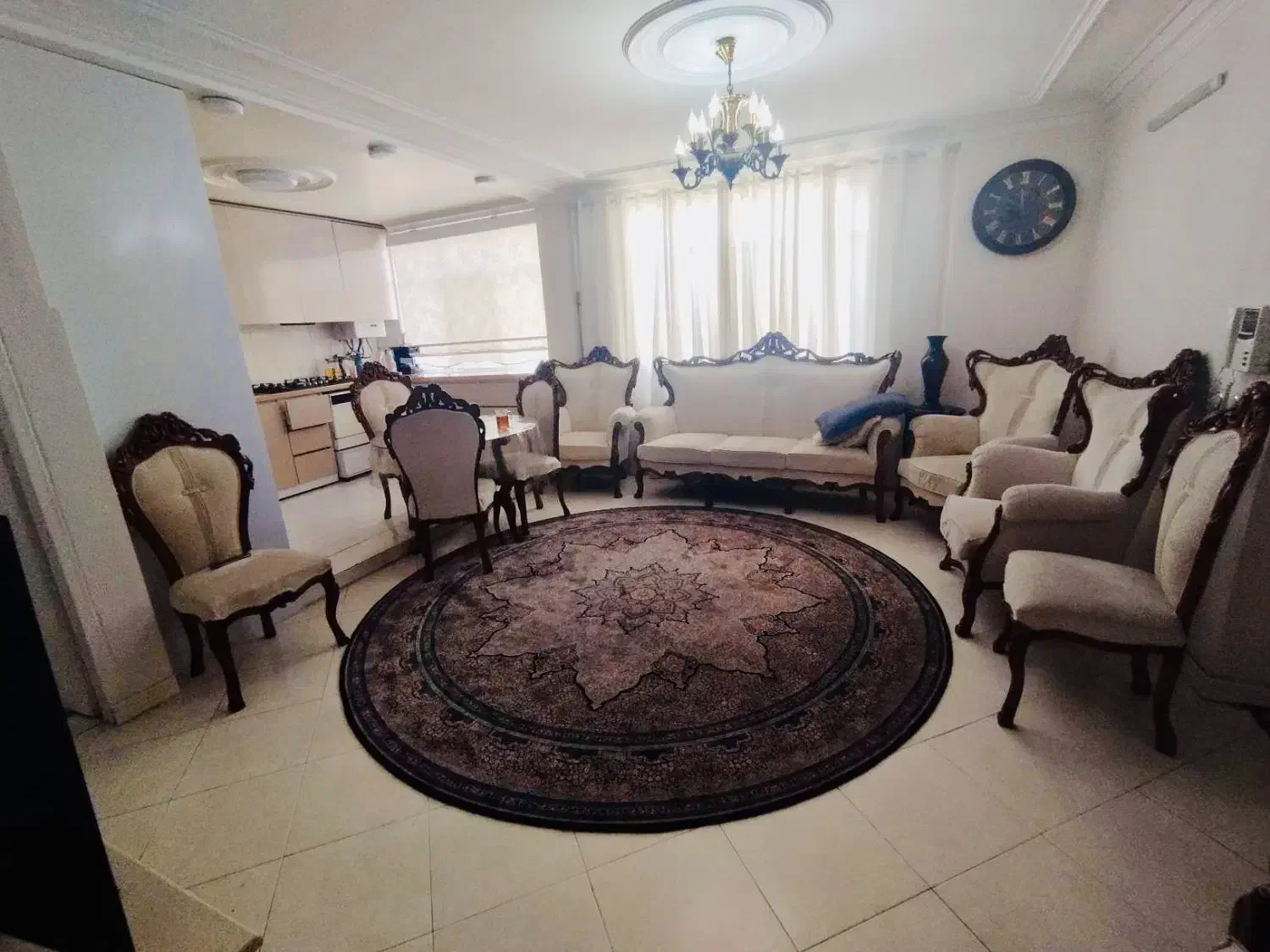 اپارتمان ۷۲ متری_دوخواب تختور_تاپ لوکیشن