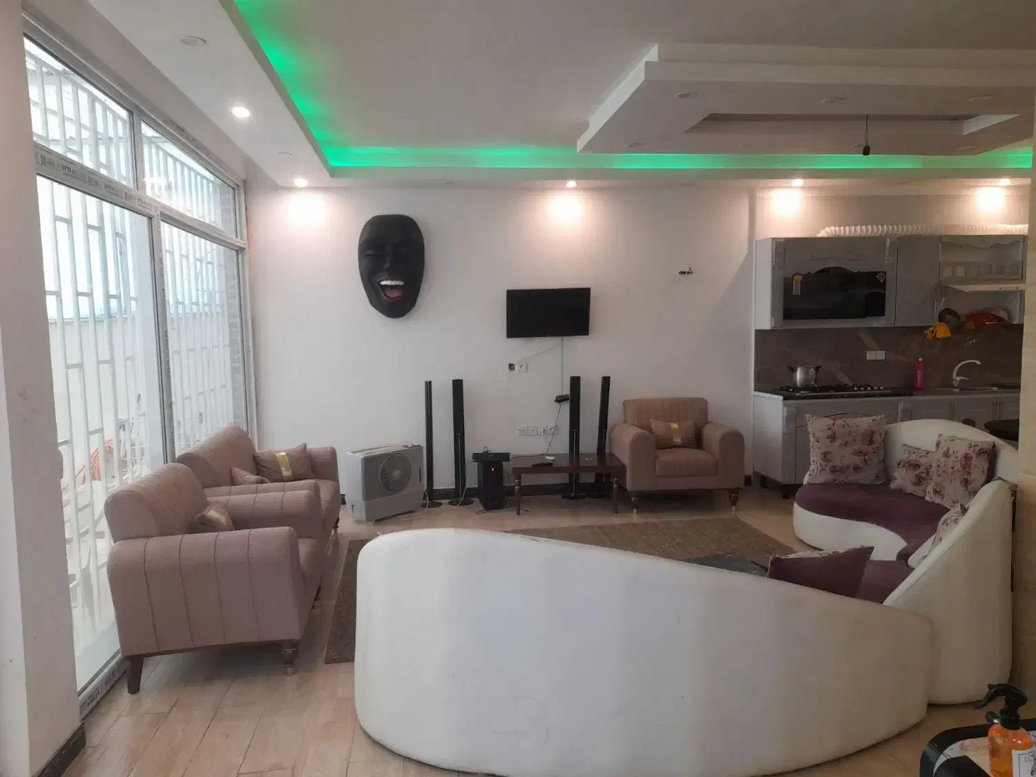 اجاره ویلا سالایانه سه خوابه دوبلکس کردان استخر دا