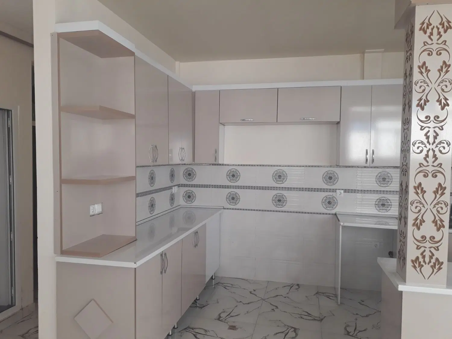 آپارتمان دو خوابه تمیز