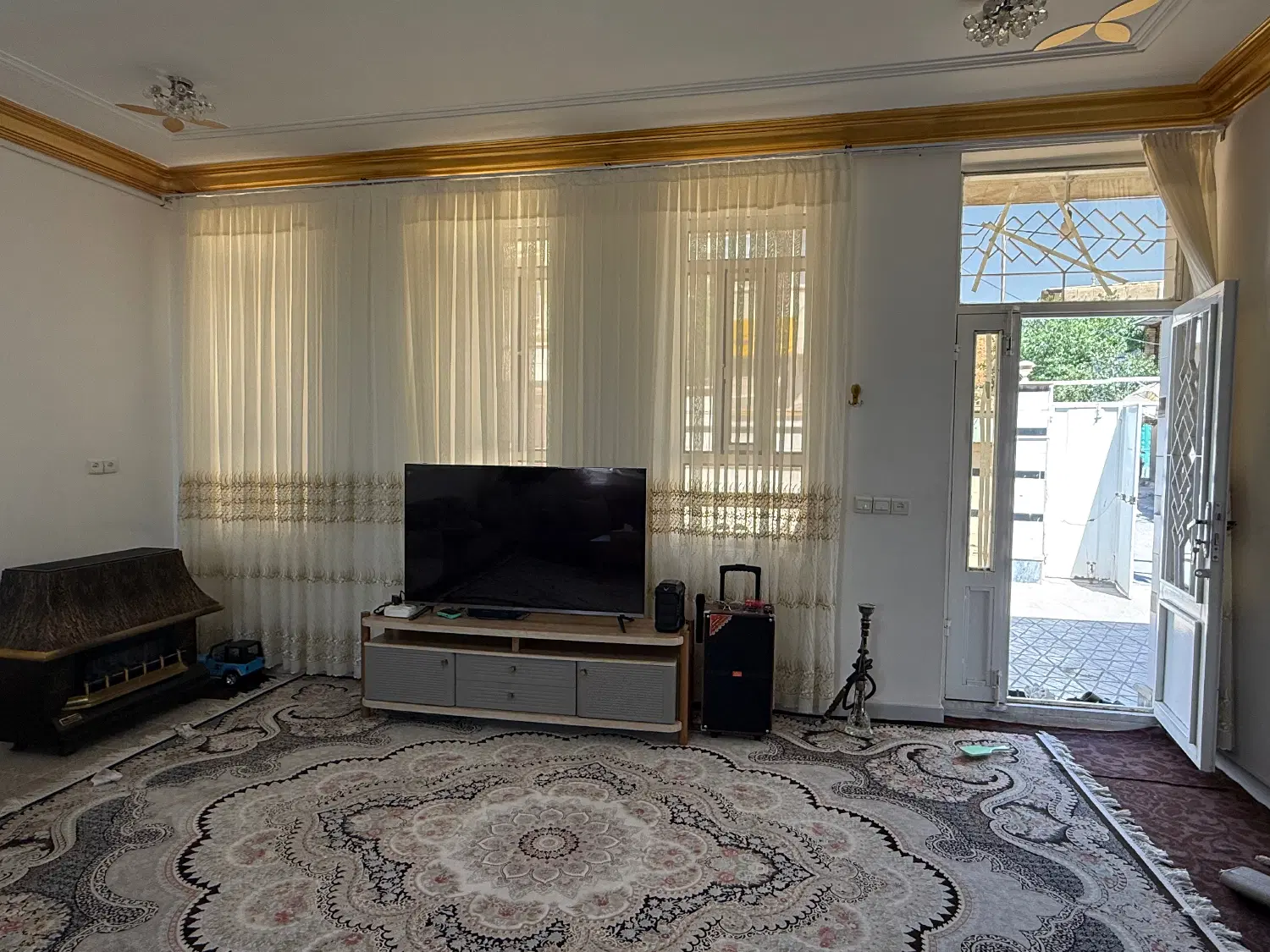 منزل هانیوان میدان کوهنورد
