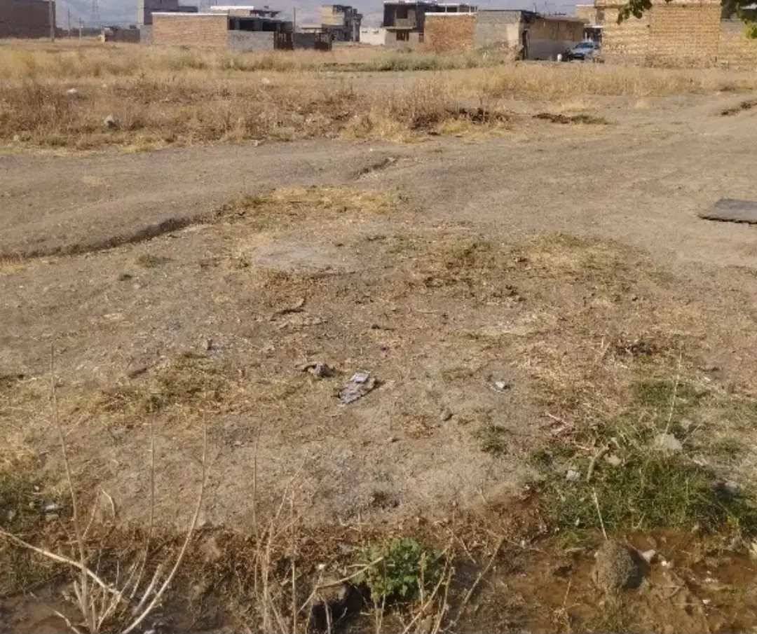 زمین۱۲۰متری نایسر