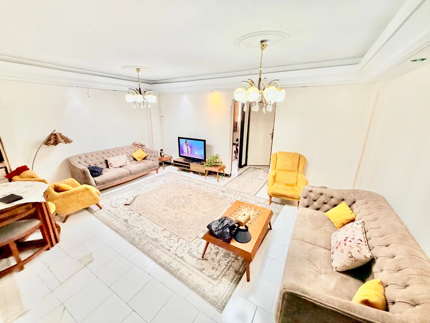 ۷۰ متر طبقه اول دوخواب_تاپ لوکیشن_تمیز واقعی