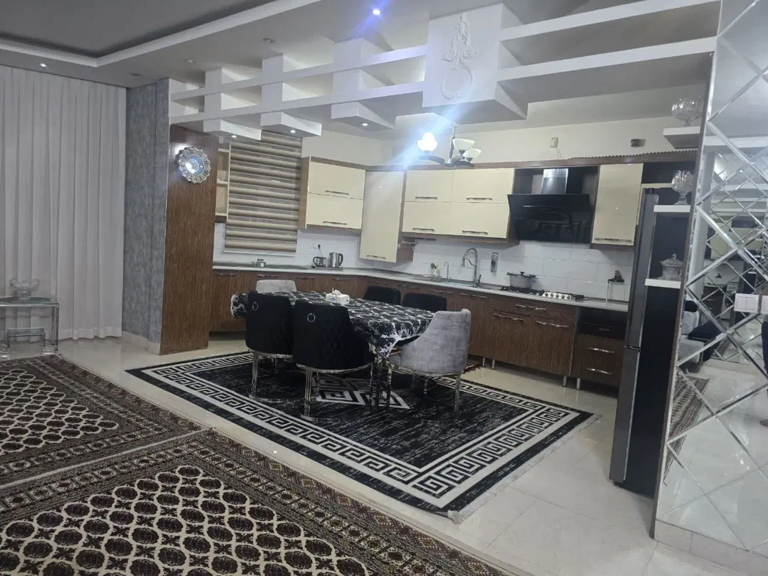 128 متر آپارتمانی سند شش دانگ فروش فوری