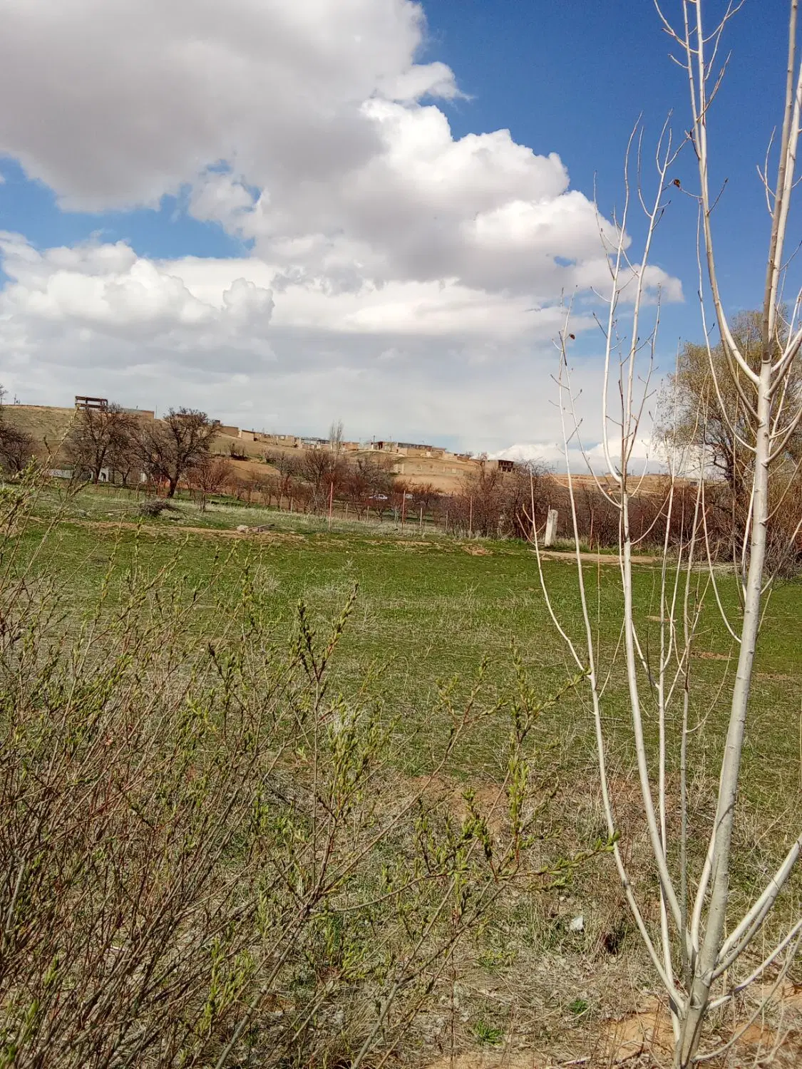 زمین داخل محدوده روستای بوغداکندی
