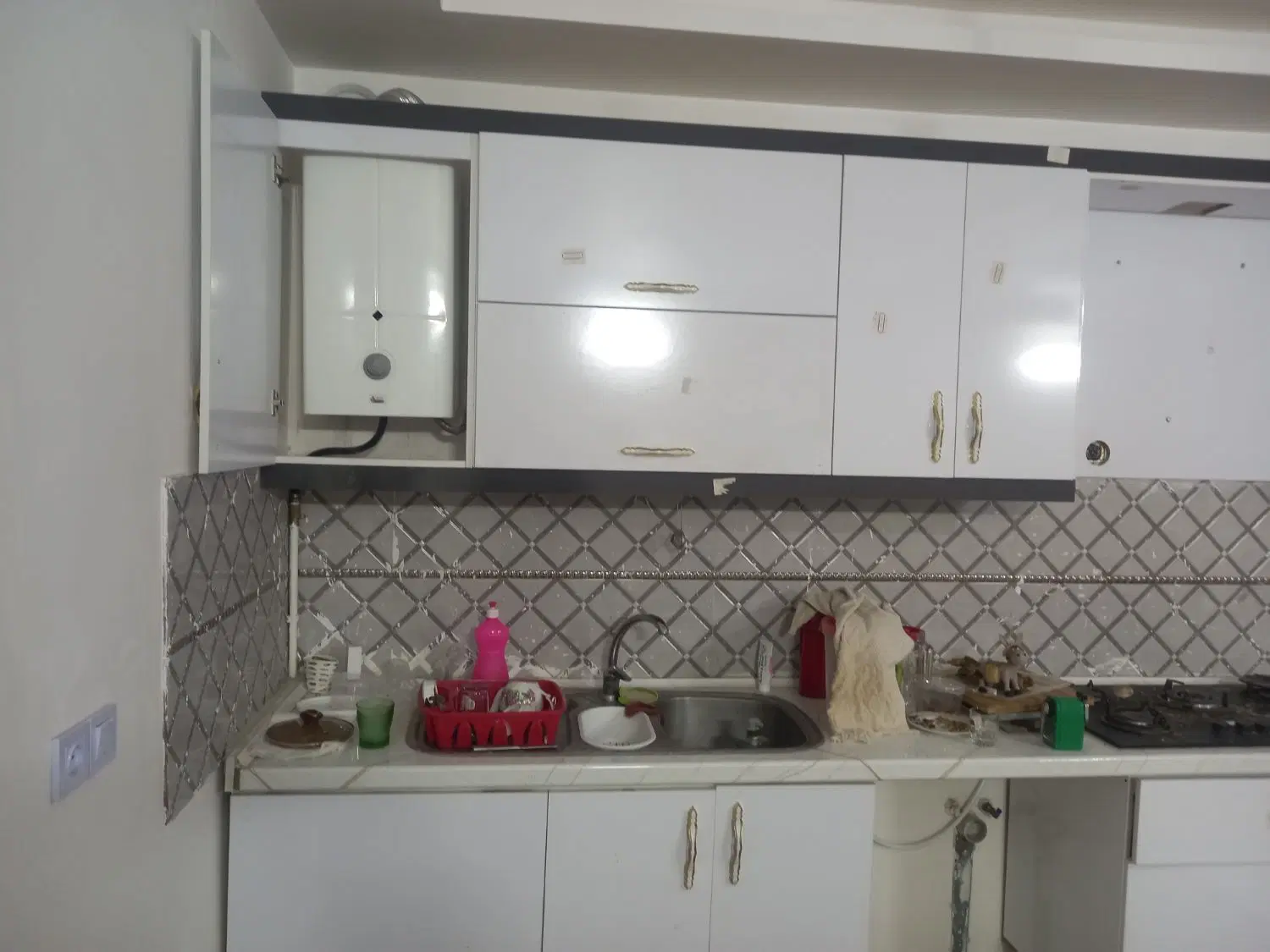 آپارتمان ۷۵ متری  درخواجه ربیع گلشاد
