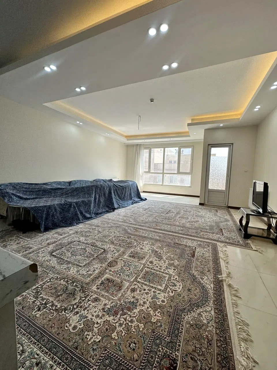 ۱۱۱متر سند تگ برگ امیر اباد