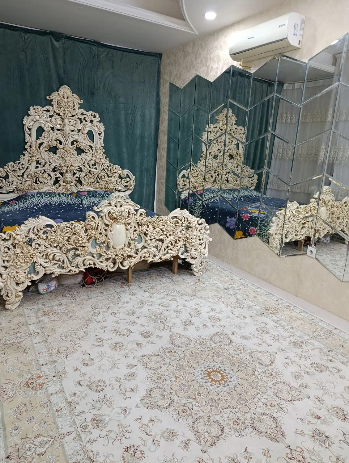 ۱۲۳ متر جنوبی دونبش ویو ابدی ۲۲ متر بر غرق نور