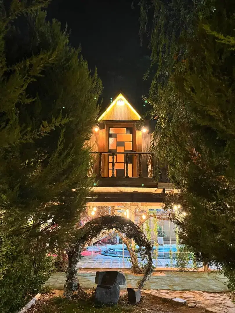 اجاره روزانه باغ ویلا استخرابگرم وجکوزی اصفهانک