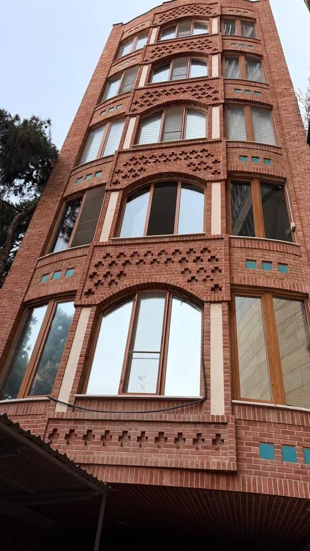 فروش واحد در میدان آرژانتین