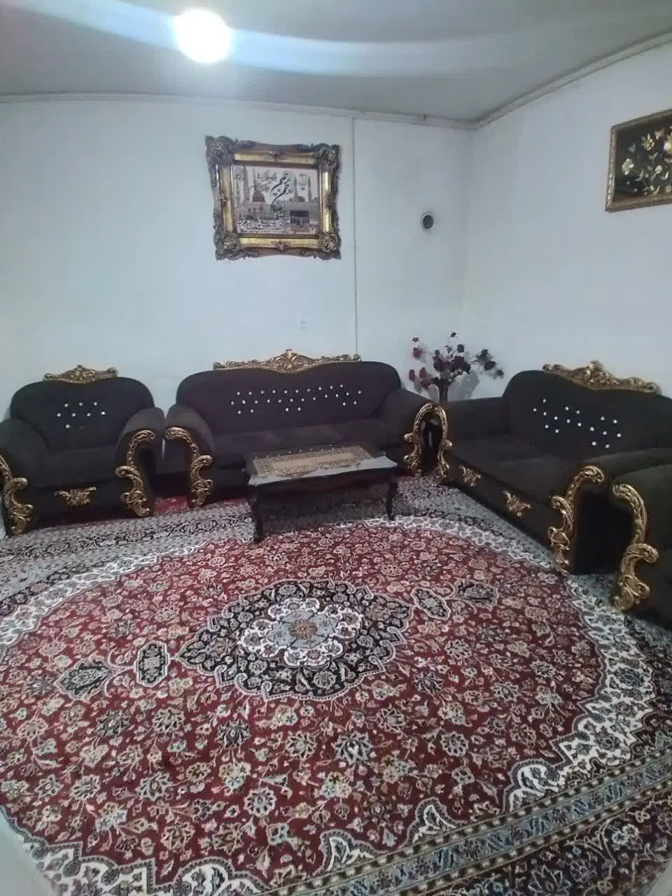 خانه دوطبقه کامل و یک زیرزمین راه جدا