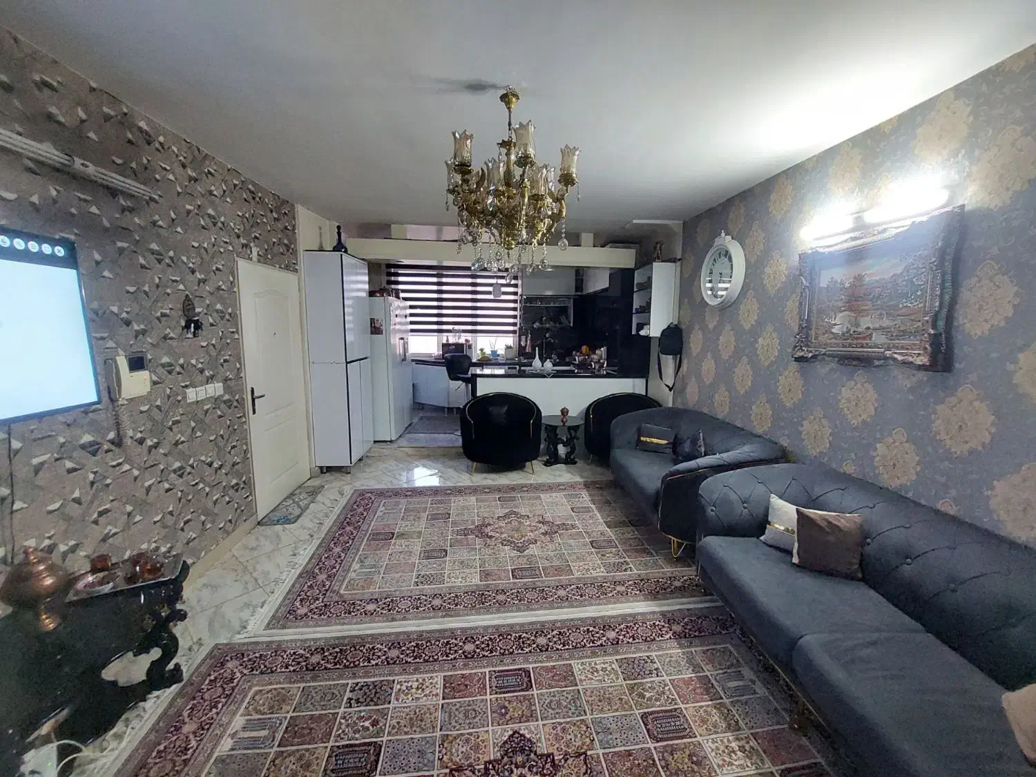 آپارتمان ۸۰ متری