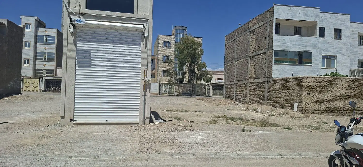 زمین تجاری ۳۰متری