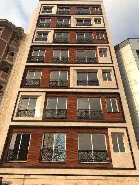 واحد ۸۰ متری خیابان فنی حرفه ایی