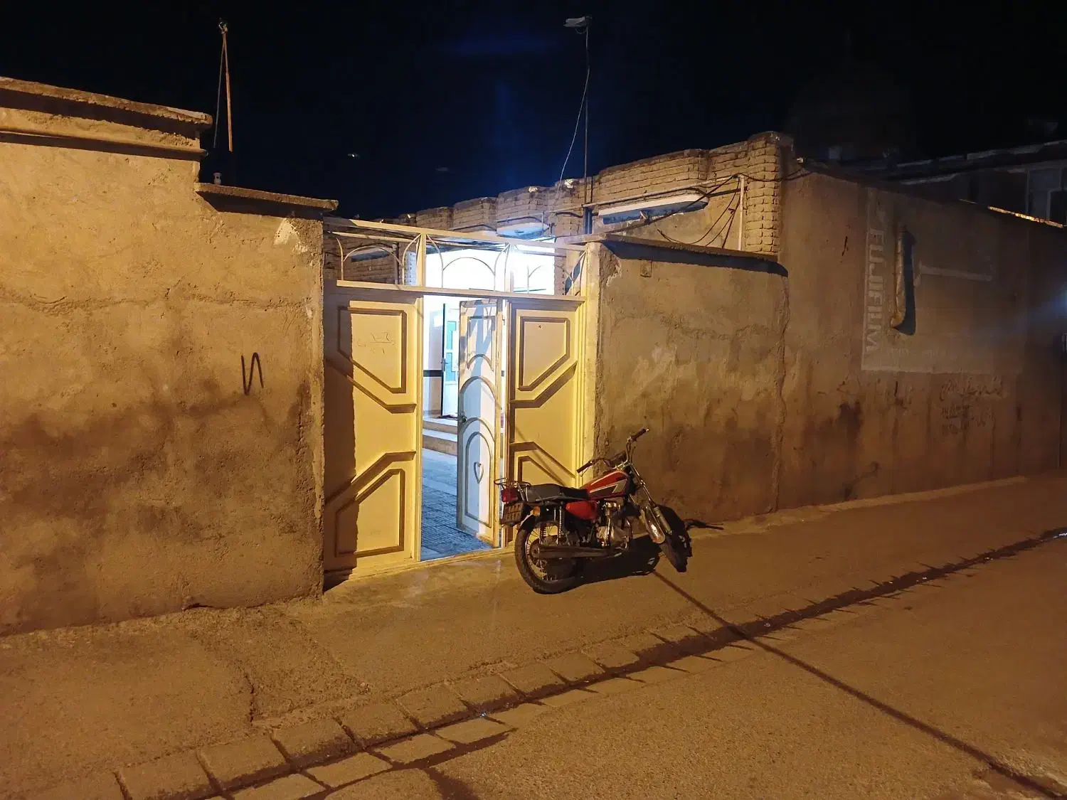 منزل مسکونی ۱۹۸ متری