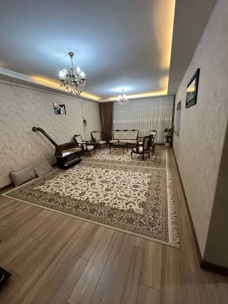 فروش منزل آپارتمان مسکونی۲طبقه حیاط دار ۲۶۰متری