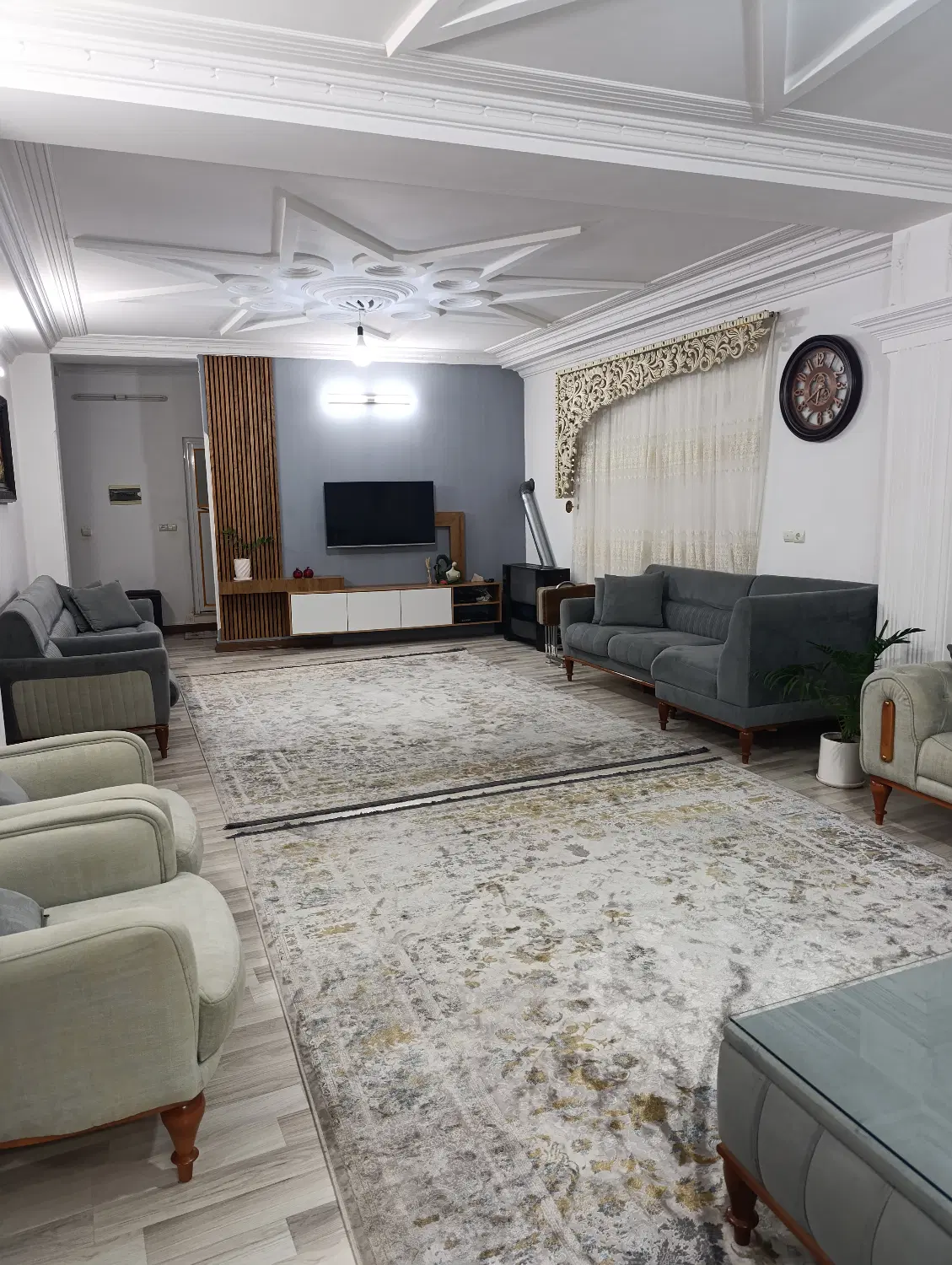 فروش یک واحد آپارتمان ۱۲۰ متری