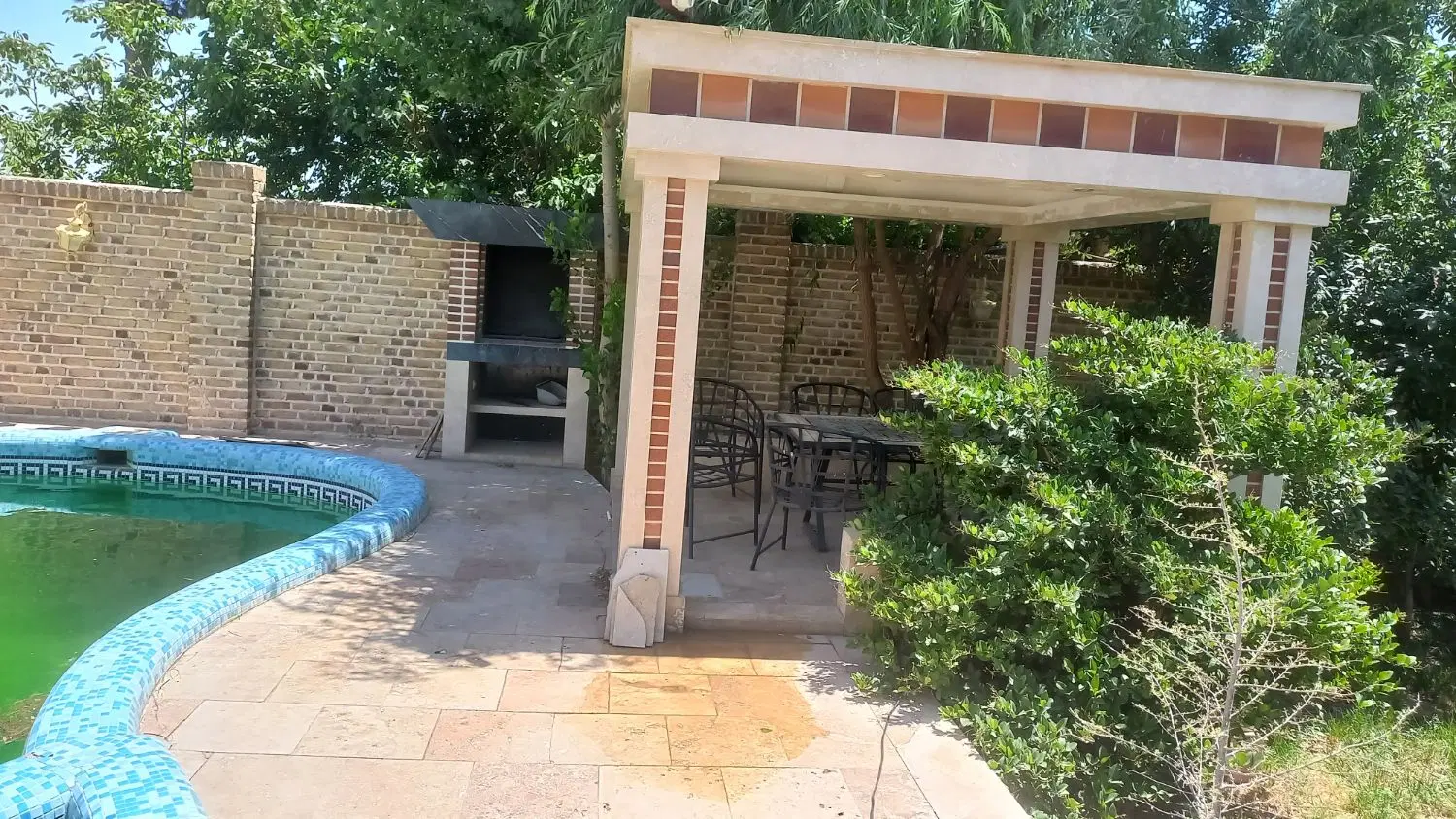 ویلای ۶۲۰متری سندداربابنای۲۲۰متری