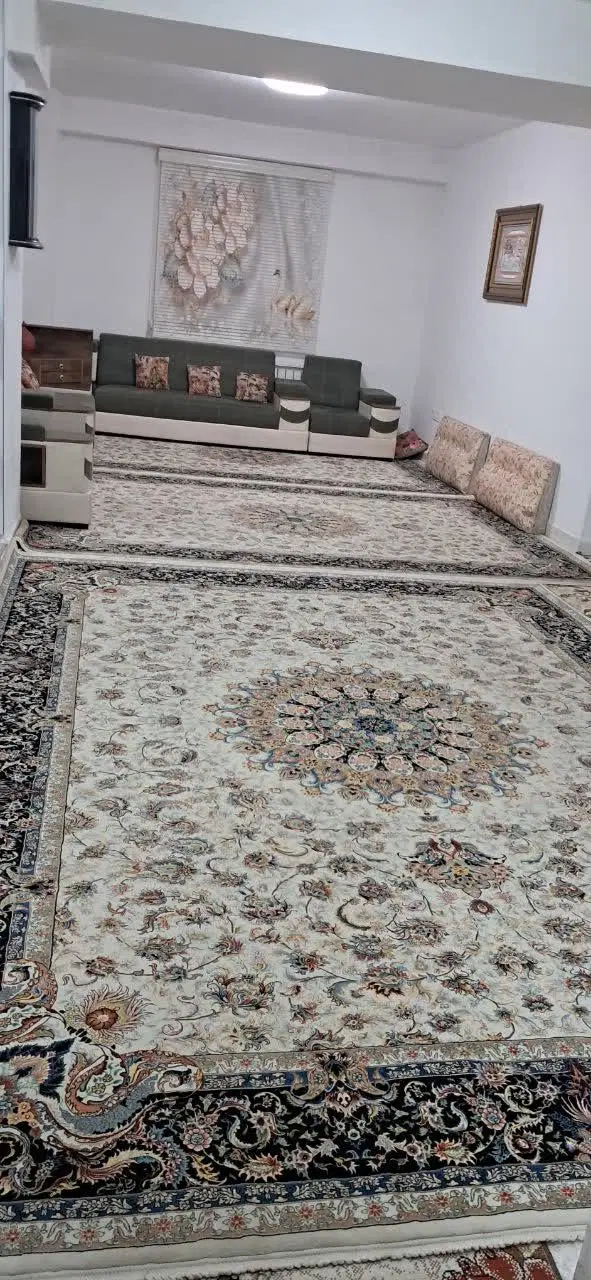 فروش واحد. میدان. گلها